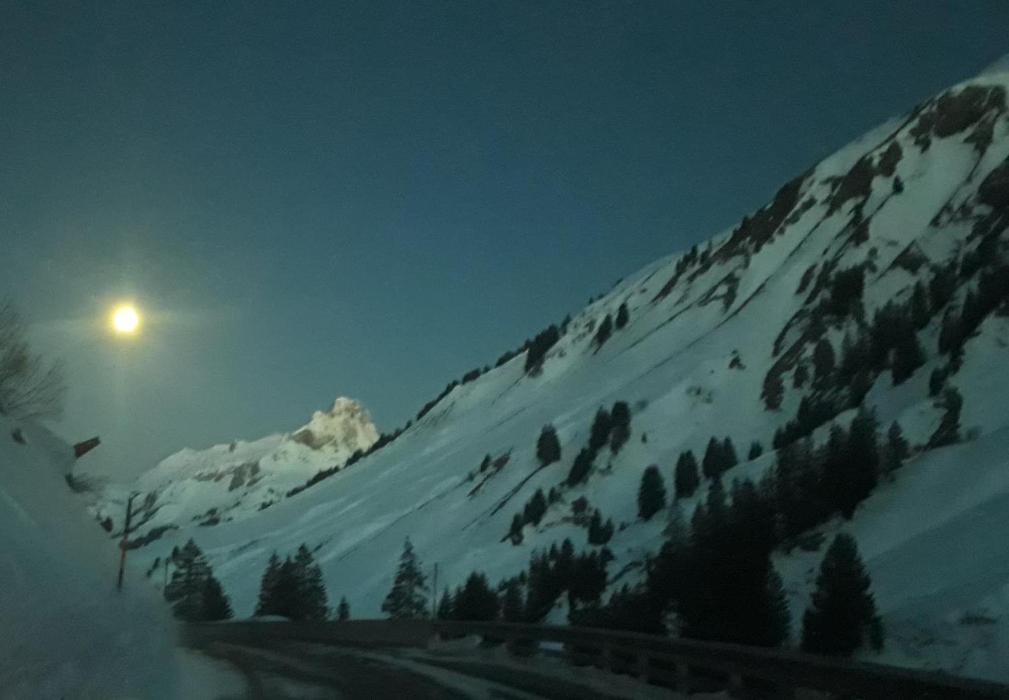 Alpin Chalet Schröcken エクステリア 写真